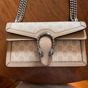 Gucci Beige Crossbody Bag with Silver Chain